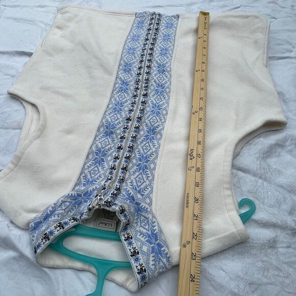 L.L.Bean size XL fleece zip front vest. - Picture 5 of 10